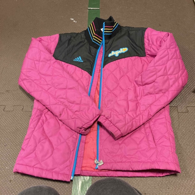 adidas(アディダス)のadidas ジャンパー　140 キッズ/ベビー/マタニティのキッズ服女の子用(90cm~)(ジャケット/上着)の商品写真