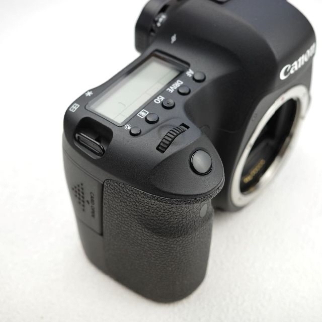 【OMさま専用】Canon キヤノン EOS 6D ボディ