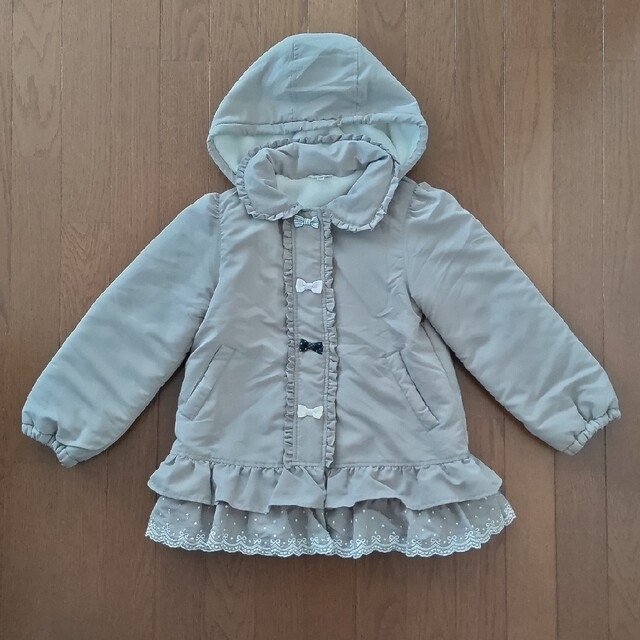 anyFAM(エニィファム)の㈱オンワード樫山 any fam 130 コート リボン キッズ/ベビー/マタニティのキッズ服女の子用(90cm~)(コート)の商品写真