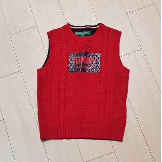 トミーヒルフィガー(TOMMY HILFIGER)のニットベスト(ウエア)