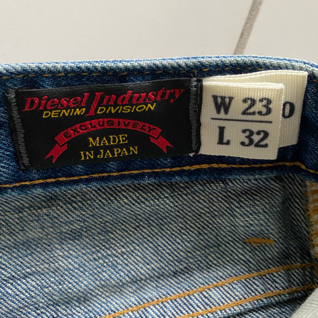 DIESEL(ディーゼル)のDiesel 岡山デニム　コラボ　シリアルナンバー入り　激レア　デニム レディースのパンツ(デニム/ジーンズ)の商品写真