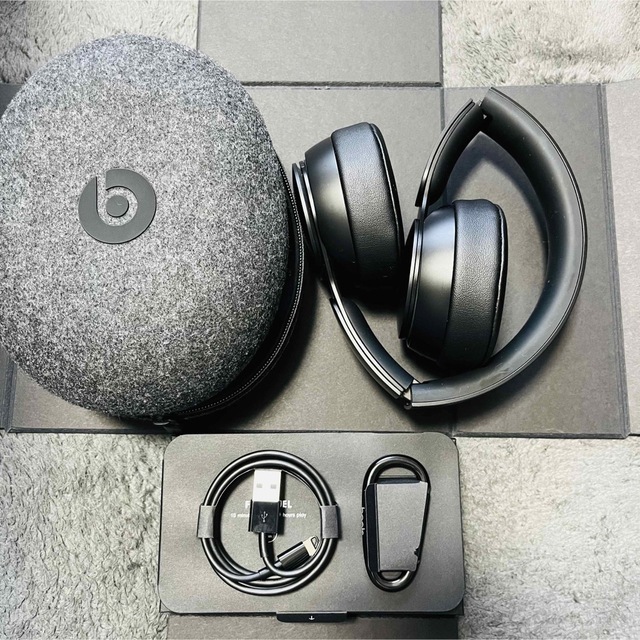 Beats Solo Pro Wireless Bluetooth BLACK