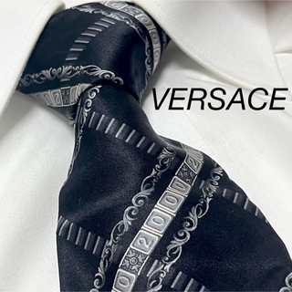 ジャンニヴェルサーチ(Gianni Versace)のヴェルサーチ VERSACE ネクタイ お洒落 ブラック(ネクタイ)