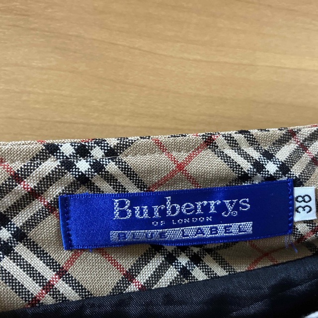 BURBERRY BLUE LABEL(バーバリーブルーレーベル)のバーバリーブルーレーベルスカート レディースのスカート(ミニスカート)の商品写真