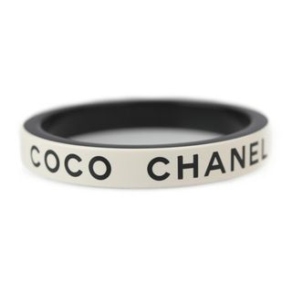 正規直営店購入 CHANEL シャネル ホワイト ロゴ バングル-