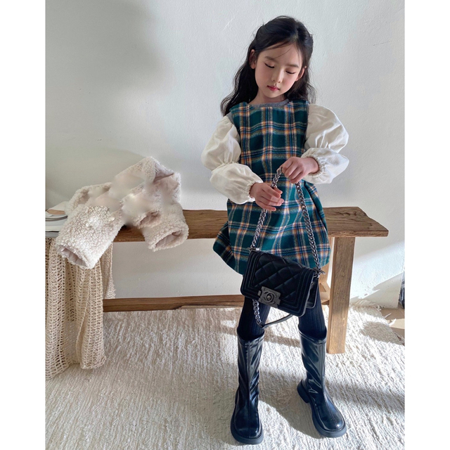 韓国子供服 パフスリーブ 秋冬 女の子 新作 新品 キッズ/ベビー/マタニティのキッズ服女の子用(90cm~)(ワンピース)の商品写真