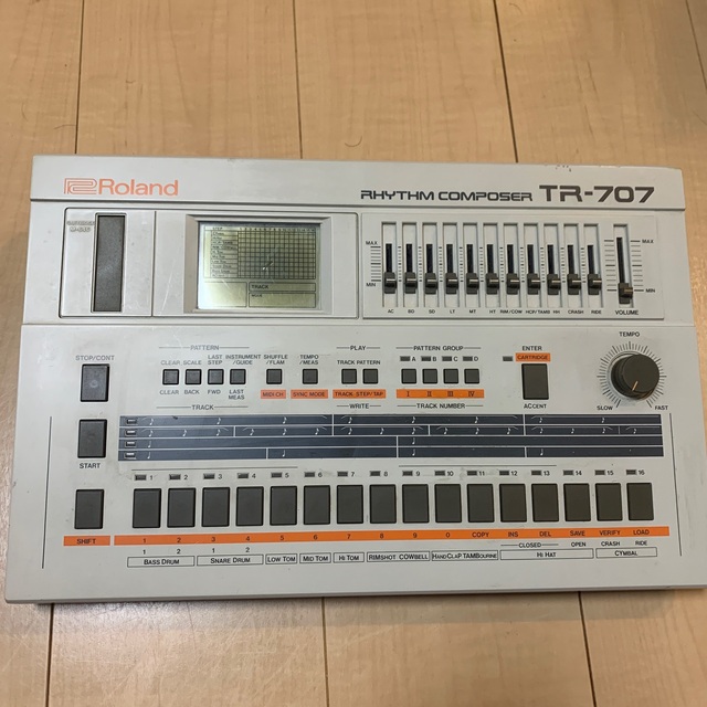 Roland TR-707 即日発送 www.gold-and-wood.com