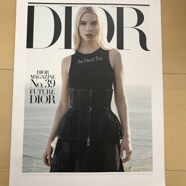 Christian Dior(クリスチャンディオール)のDIOR MAGAZINE No.39 ディオールマガジン エンタメ/ホビーの雑誌(ファッション)の商品写真