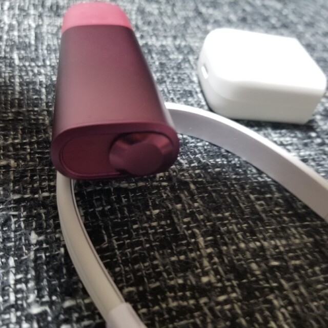 IQOS(アイコス)の美品☆アイコス　イルマワン　サンセットレッド メンズのファッション小物(タバコグッズ)の商品写真