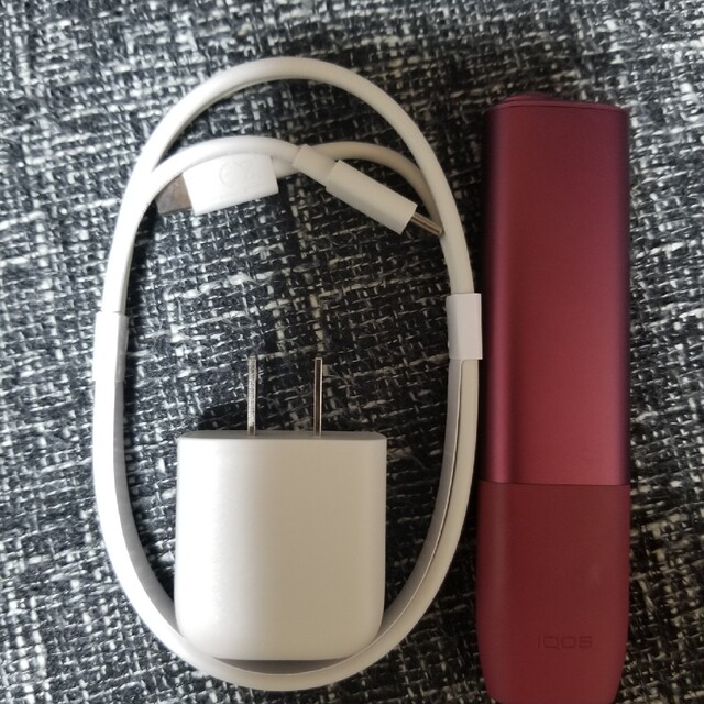 IQOS(アイコス)の美品☆アイコス　イルマワン　サンセットレッド メンズのファッション小物(タバコグッズ)の商品写真