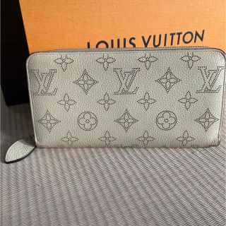 ルイヴィトン(LOUIS VUITTON)のVUITTON ルイヴィトン　マヒナ　ジッピーウォレット　イヴォワール　送料込み(財布)