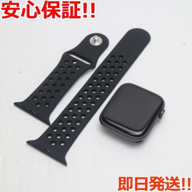 Apple(アップル)の美品 Apple Watch series5 44mm GPS ブラック  スマホ/家電/カメラのスマホ/家電/カメラ その他(その他)の商品写真