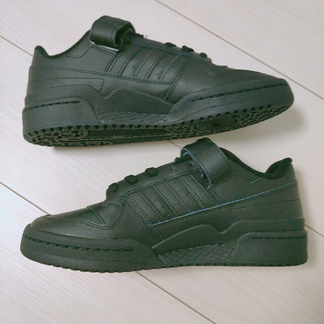 FORUM LOW adidas フォーラム ロー 26.5 2