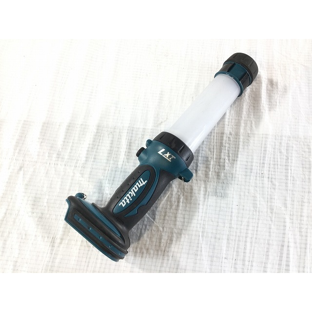 Makita(マキタ)の☆極美品☆makita マキタ 14.4V/18V 充電式LEDワークライト ML806 本体のみ 62629 自動車/バイクのバイク(工具)の商品写真