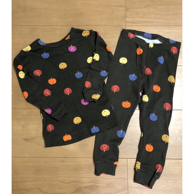 babyGAP(ベビーギャップ)のBabyGAP パジャマ 2year 95 キッズ/ベビー/マタニティのキッズ服男の子用(90cm~)(パジャマ)の商品写真