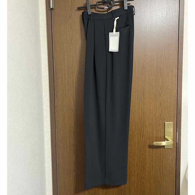 TODAYFUL(トゥデイフル)のtodayful Doubletuck Twill Trousers レディースのパンツ(カジュアルパンツ)の商品写真