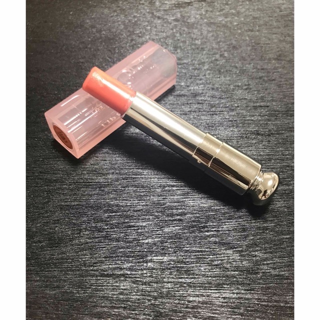 Dior(ディオール)の[中古]   DIOR   LIP  GLOW コスメ/美容のベースメイク/化粧品(口紅)の商品写真