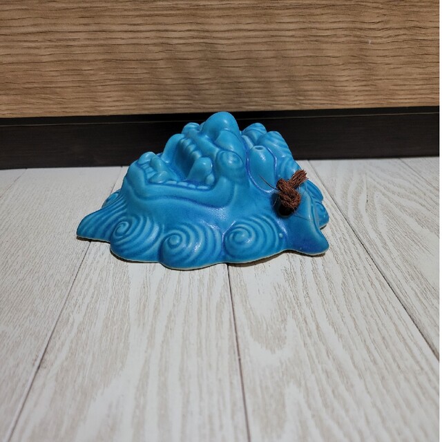 壁掛けブルーシーサー