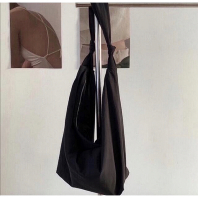 ショルダーバッグ マチ付き 大容量 マザーズバッグ  無地 父の日 シンプル メンズのバッグ(ショルダーバッグ)の商品写真