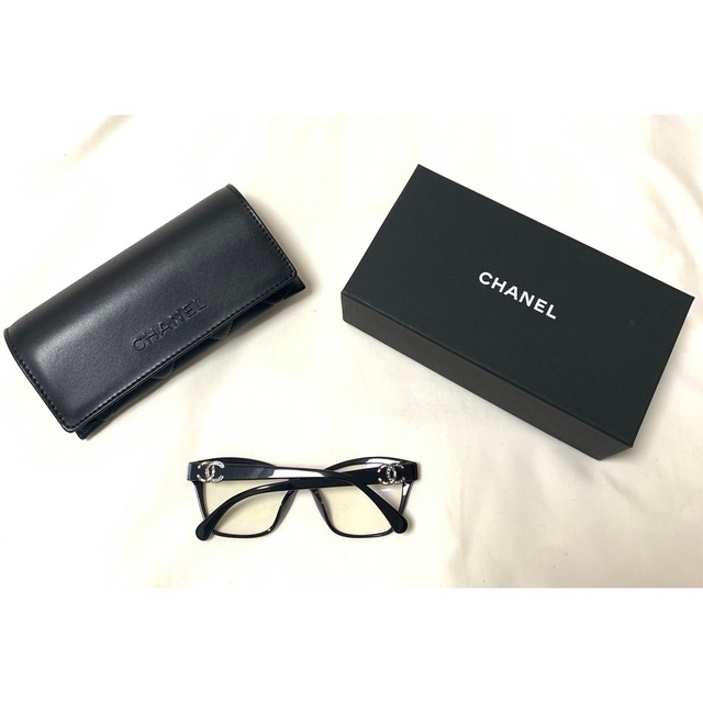 CHANEL(シャネル)の※専用です シャネル CHANEL メガネ 伊達メガネ ココマーク レア物 レディースのファッション小物(サングラス/メガネ)の商品写真