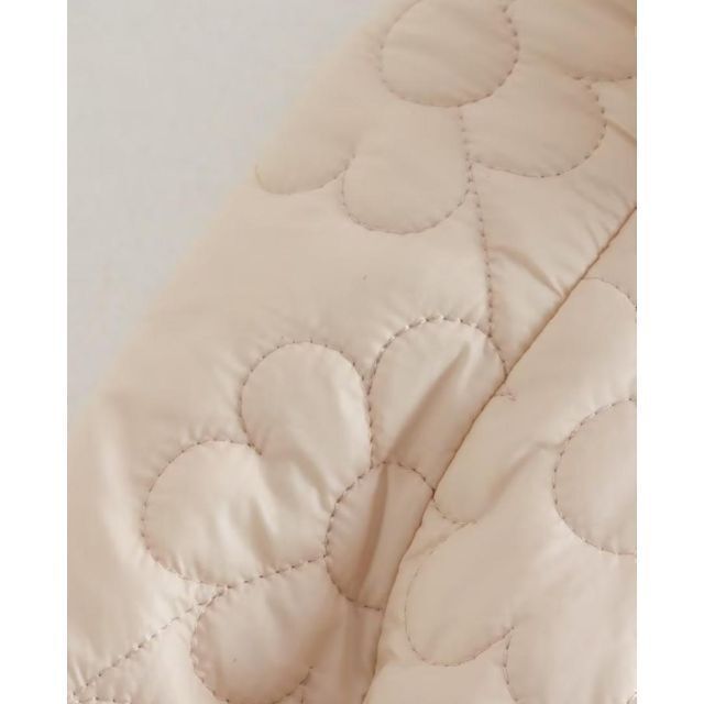 新品　フラワーキルティングジャケット ハイネック 花柄 刺繍　Zara Hare
