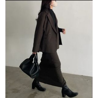 ザラ(ZARA)のスリットスリーブ2WAYジャケット　nairo（セットアップ販売可能）(テーラードジャケット)