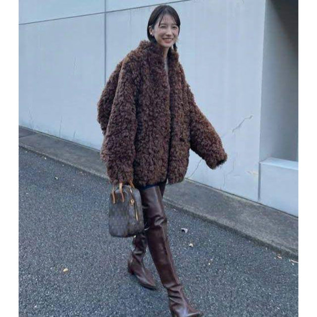 CLANE(クラネ)のCLANE(クラネ) CURL FUR SHORT COAT レディースのジャケット/アウター(毛皮/ファーコート)の商品写真