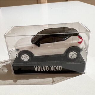 Volvo - ボルボ XC40 ミニカーの通販 by まい's shop｜ボルボならラクマ