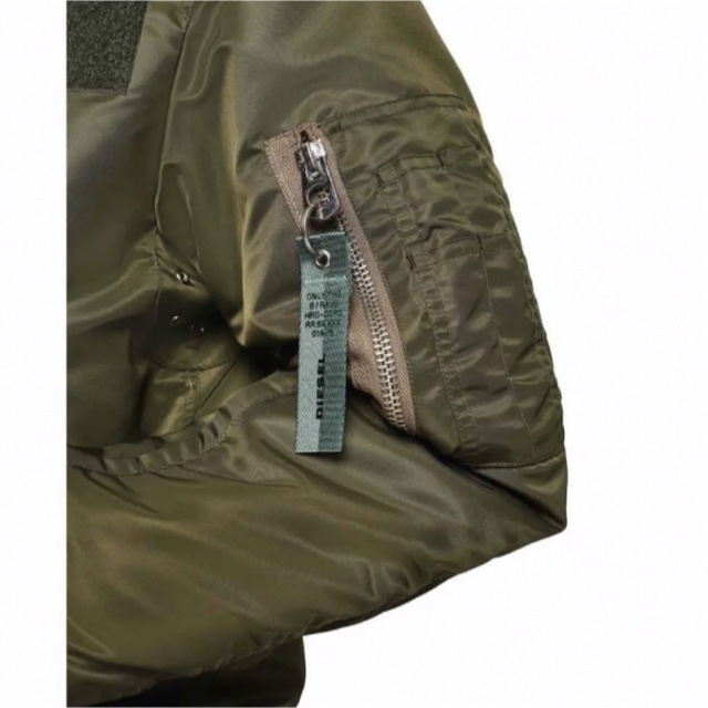 DIESEL(ディーゼル)のDIESELディーゼル　J-TANKER ボンバージャケット メンズのジャケット/アウター(ブルゾン)の商品写真