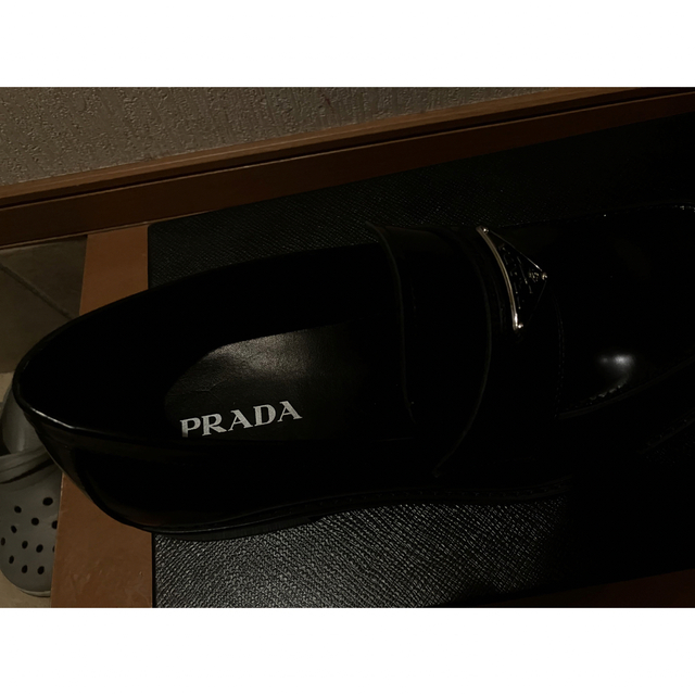 PRADA ブラッシュドレザー ローファー