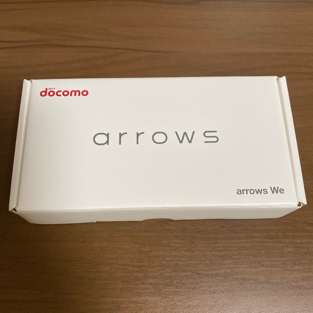 富士通(フジツウ)の【新品】Arrows We ネイビー　F-51B スマホ/家電/カメラのスマートフォン/携帯電話(スマートフォン本体)の商品写真