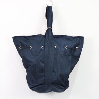 Max Mara(ナイロン ・ トートバッグ)のフリマアイテム一覧 Max Mara(ナイロン ・ トートバッグ)のフリマアイテム一覧