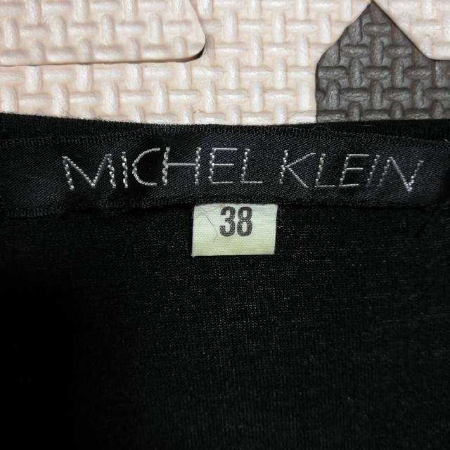 MICHEL KLEIN(ミッシェルクラン)のMICHEL KLEIN　ミッシェルクラン　タンク　トップ　ブラック　T レディースのトップス(カットソー(半袖/袖なし))の商品写真