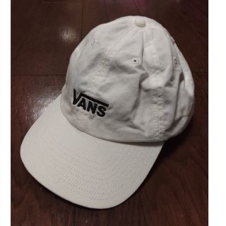 ヴァンズ(VANS)のVANS　キャップ　白(キャップ)