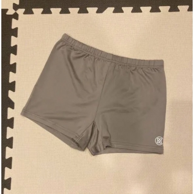 G\FORE インナーパンツ付きスカート　ベージュ　Ｌ スポーツ/アウトドアのゴルフ(ウエア)の商品写真