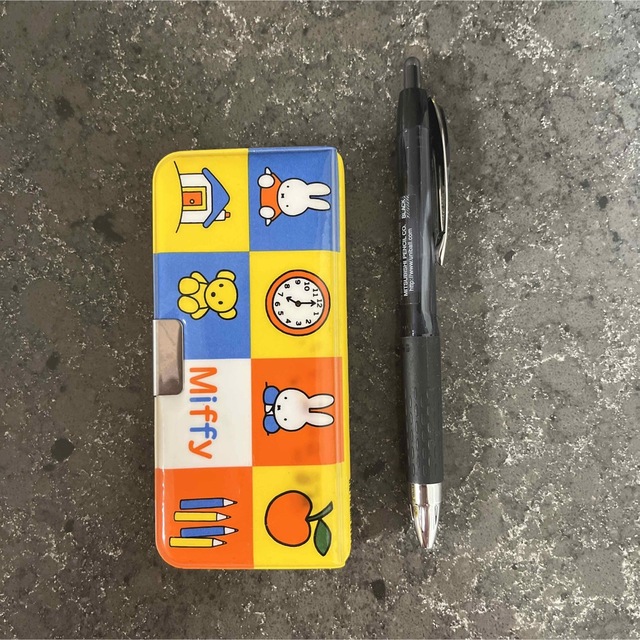 ♥︎ミッフィー　ミニ筆箱♥︎ エンタメ/ホビーのおもちゃ/ぬいぐるみ(キャラクターグッズ)の商品写真