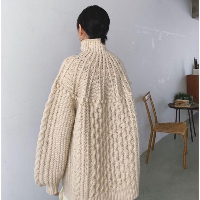 CLANE(クラネ)のCLANE ARCH CABLE HAND KNIT レディースのトップス(ニット/セーター)の商品写真