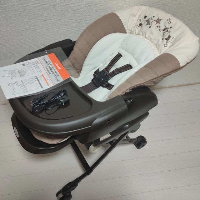 送料込】コンビ おまけ付き 綺麗 ネムリラ オートスウィング