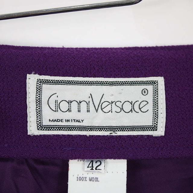 Gianni Versace(ジャンニヴェルサーチ)の【美品】  Gianni Versace / ジャンニ ヴェルサーチ | ラップコクーンスカート | 42 | パープル | レディース レディースのスカート(ひざ丈スカート)の商品写真