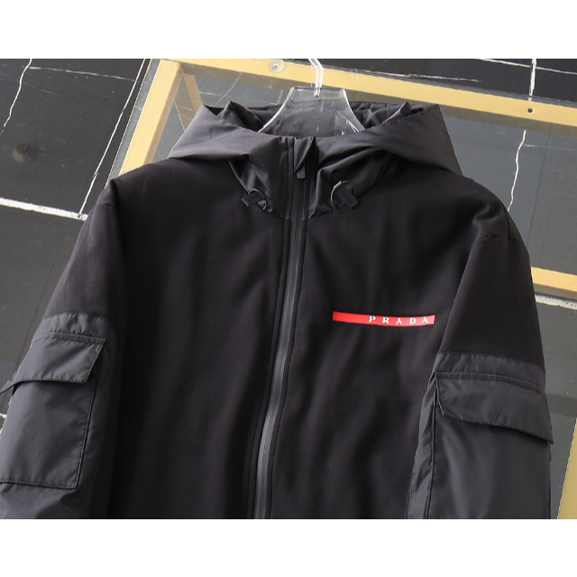激安!PRADAプラダマウンテンパーカー黒ブラック定価26万 - husnususlu.com
