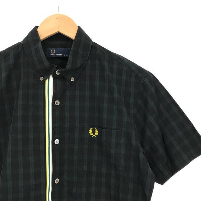 FRED PERRY(フレッドペリー)のFRED PERRY / フレッドペリー | コットン ボーダー切替 半袖チェックシャツ | M | グリーン | メンズ メンズのトップス(Tシャツ/カットソー(半袖/袖なし))の商品写真