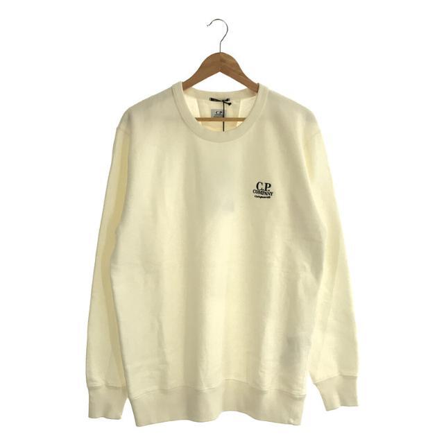 C.P. Company(シーピーカンパニー)の【新品】  C.P. COMPANY / シーピーカンパニー | 2021AW | 50周年記念モデル Cotton Cinquanta Sweatshirt マーセライズ加工 刺繡ロゴ コットン クルーネック スウェット プルオーバー トレーナー | XL | ホワイト | メンズ メンズのトップス(スウェット)の商品写真