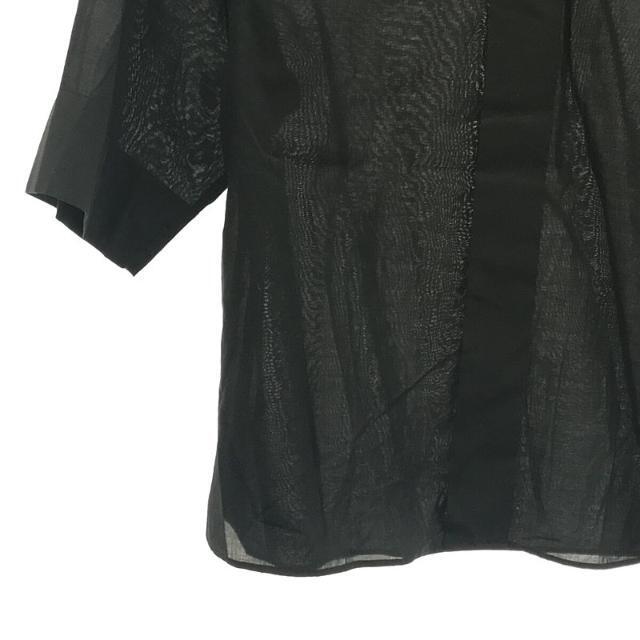 MARGARET HOWELL(マーガレットハウエル)のMARGARET HOWELL / マーガレットハウエル | 2018SS | シアーコットン フリルカラー ブラウス 半袖シャツ | 1 | ブラック | レディース レディースのトップス(Tシャツ(半袖/袖なし))の商品写真