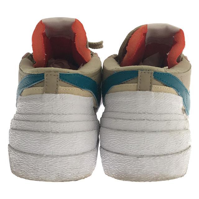 sacai(サカイ)の【美品】  sacai / サカイ | 2021AW | DM7901-200 × NIKE ナイキ ×KAWS カウズ トリプルコラボ BLAZER LOW ブレーザー ロー スニーカー | 27.5 | リード/ブライトスプルース-ホワイト | メンズ メンズの靴/シューズ(スニーカー)の商品写真