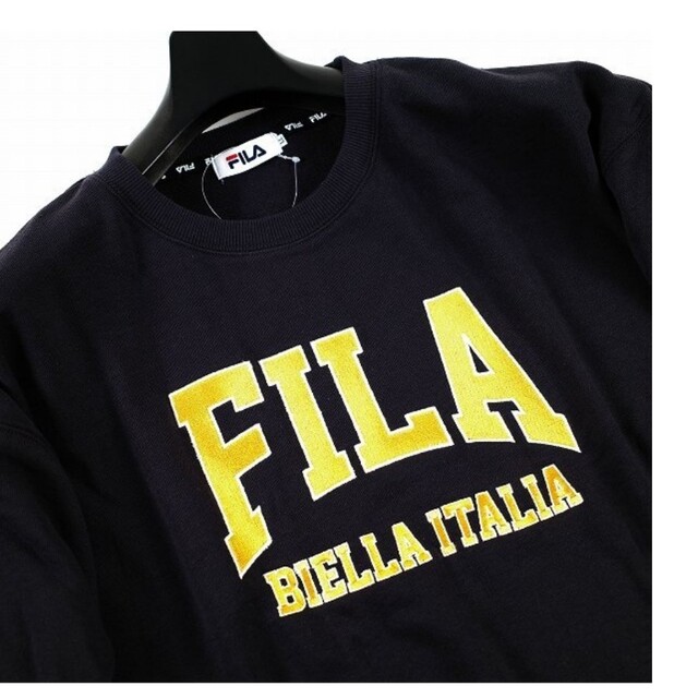 FILA(フィラ)のFILAビッグシルエット刺繍ロゴカレッジスウェットトレーナーM未使用 メンズのトップス(スウェット)の商品写真