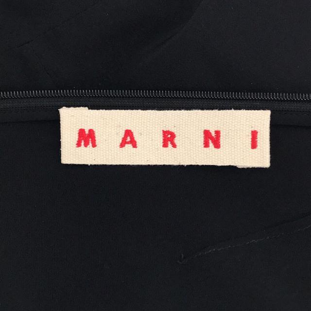 Marni(マルニ)の【美品】  MARNI / マルニ | アシンメトリーカット シルクジョーゼット ノースリーブブラウス | 38 | ブラック | レディース レディースのトップス(シャツ/ブラウス(半袖/袖なし))の商品写真