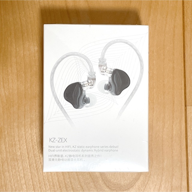 KZ ZEX静電ユニット+1 DDハイブリッド有線イヤフォン(黒、マイク付き) スマホ/家電/カメラのオーディオ機器(ヘッドフォン/イヤフォン)の商品写真