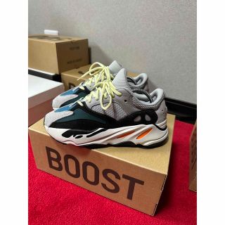 イージー(YEEZY（adidas）)のadidas YEEZY 700 WAVE RUNNER(スニーカー)