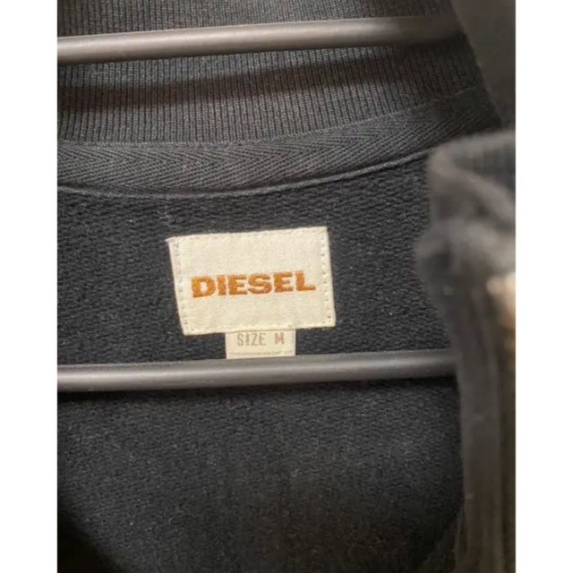 DIESEL(ディーゼル)のDIESEL ジップ付きロゴトレーナー メンズのトップス(スウェット)の商品写真