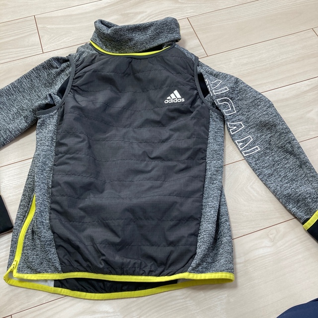 adidas(アディダス)の150サイズ　アディダス スポーツ/アウトドアのサッカー/フットサル(ウェア)の商品写真